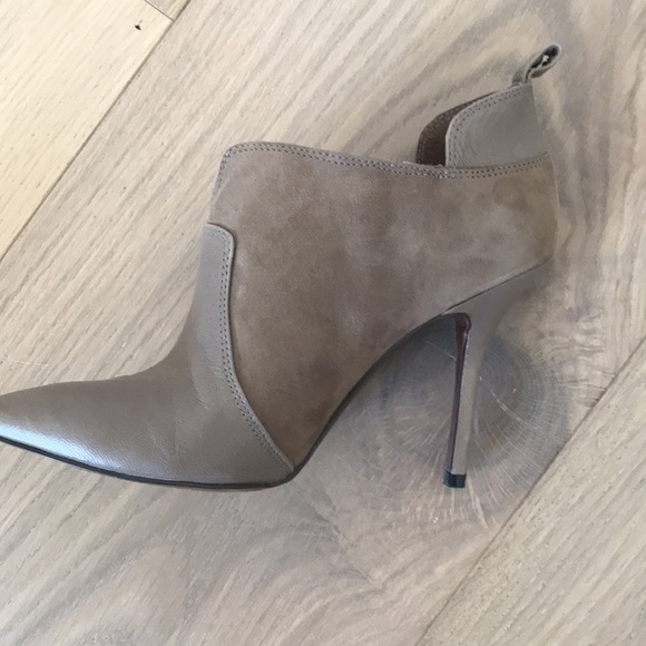Enzo Angiolini Taupe Booties - Picture 8 of 10